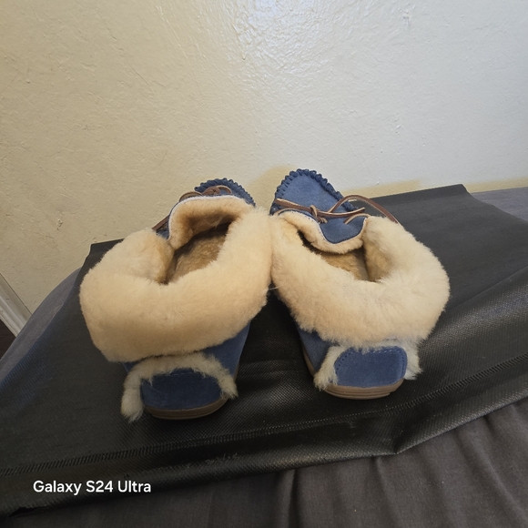 LL bean "wicked good" womens shearling lined comfort slippers, sz 8 - Picture 4 of 7